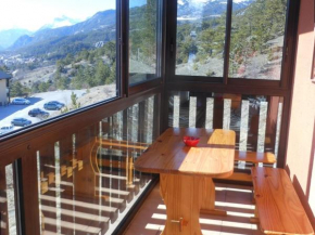Studio Cabine Sud-Ouest avec Balcon et Parking à Barcelonnette - FR-1-804-9
